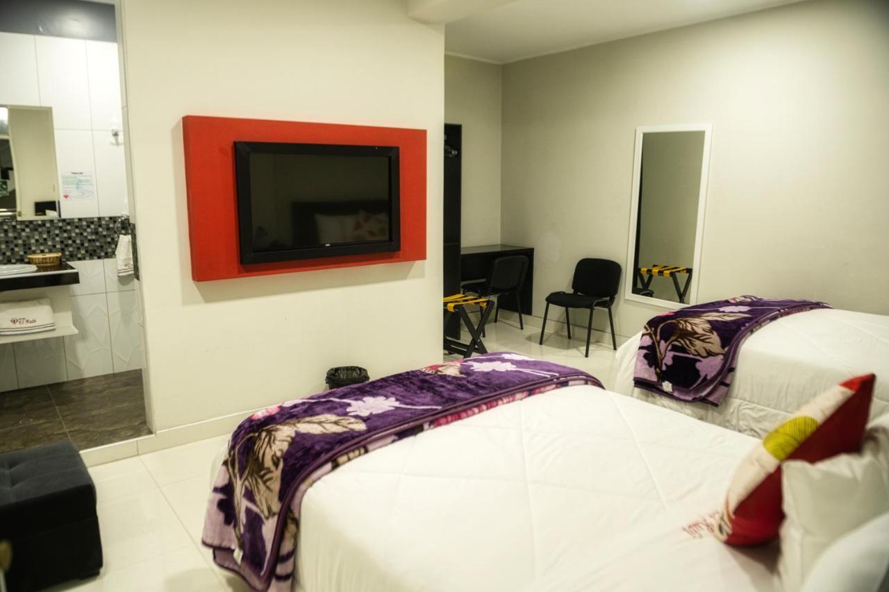 Hotel El Rubi Уарас Экстерьер фото