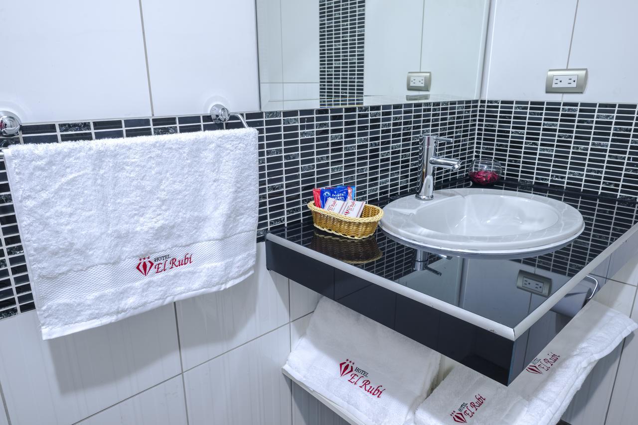 Hotel El Rubi Уарас Экстерьер фото