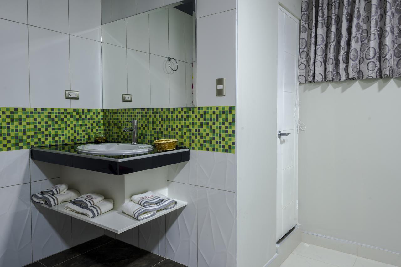 Hotel El Rubi Уарас Экстерьер фото
